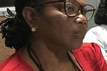 Givalda Bento, da candidatura coletiva do PT, participa da leitura da Carta pela democracia