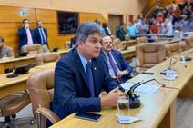 Deputado é contra veto a projeto que prevê psicólogos em escolas