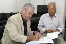 Governador sanciona lei para cotas raciais em concursos estaduais