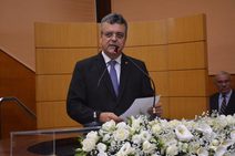 Luciano Pimentel manifesta pesar pelo falecimento do professor Sebastião