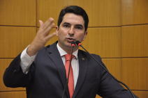 Gustinho Ribeiro comunica ingresso no bloco da oposição