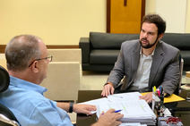 Thiaguinho leva demandas da capital ao Governador Belivaldo Chagas