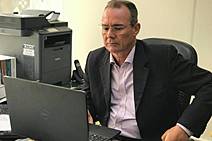 Aumento de combustível: "Consumidor não pode ser lesado", diz Zezinho Sobral  