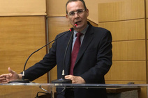 Zezinho Sobral pede ao Estado que recupere trechos da SE-315 em plena bacia leiteira