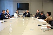 Fábio Reis se reúne com bancada para tratar da LDO