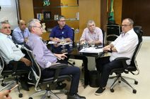 Belivaldo pede mais cirurgias aos diretores de hospitais 