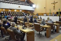 Alese votará projetos importantes nesta quarta 