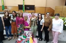 Na Alese, a bancada feminina lança “Doe Lenços”