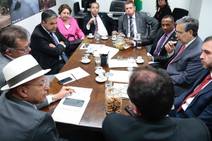 Valadares chama projeto de André Moura de engodo e prepotência 