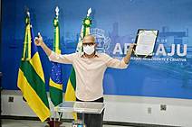 Edvaldo Nogueira assina ordem de serviço para novo Parque da Sementeira