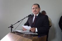 Dois prefeitos bem aprovados por suas comunidades