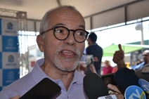Prefeito acionará Justiça contra queda de vetos na CMA