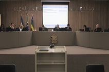 TRE rejeita embargos e aplica multa de R$ 1000 a Valdevan Noventa