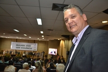 “Bola fora” com o dinheiro dos outros