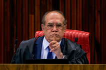 \"Não acho que faço trabalho escravo\", diz Gilmar Mendes