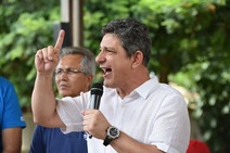 Fechamento da Fafen é parte do golpe, diz Rogério Carvalho 