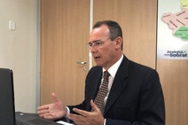 Zezinho Sobral propõe suspensão pelo Banese de cobrança imobiliária