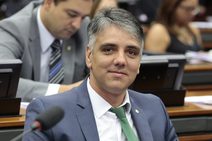 PL de Fábio Reis prioriza atendimento ao professor no sistema de saúde