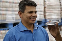 Valmir de Francisquinho visita obras do bairro Campo Grande