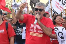 Derrame de óleo pode ser de propósito para comprometer a Petrobras