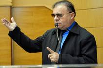 Gilmar apresenta projeto que diz resolver situação dos servidores da FHS