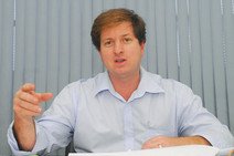 Carlos Melo admite “tristeza” e promete ações concretas