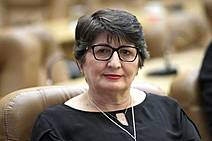 Maria Mendonça se soma à defesa do piso salarial pra enfermeiros, técnicos e auxiliares