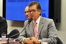 Laércio Oliveira e a construção da futura candidatura (só) majoritária