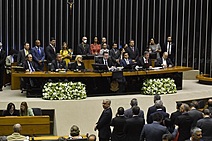 Congresso abre Ano Legislativo com discursos em defesa da democracia