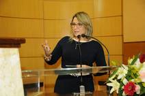 Sílvia comemora aprovação de PL favorável aos GMAs