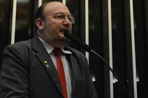 OPINIÃO - O momento atual exige de cada um de nós um compromisso de luta