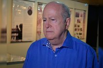 Ex-governador Albano Franco lança livro