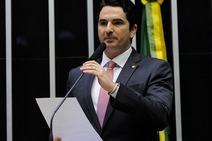 Gustinho Ribeiro pede ao MS respiradores pro Hospital de Campanha de Lagarto