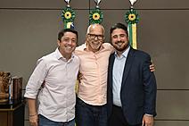 Edvaldo Nogueira recebe visita de nova Mesa Diretora da Câmara de Vereadores