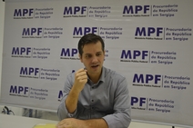 Em favor de professores aposentados, MPF processa cinco municípios 