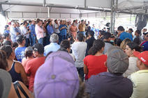 Política feita para um lado só