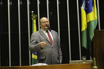 João Daniel ingressa com representação na PGR contra Bolsonaro