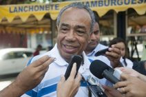 João Alves Filho sofre mal súbito e está hospitalizado