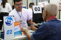 Governo vai exonerar servidor que insistir em acumular vínculos