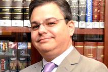 Biografia de Rollemberg Leite: uma imersão na história recente de SE