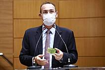 Zezinho Sobral defende prorrogação do Cartão Mais Inclusão para autônomos 