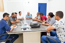 Prefeito Diógenes Almeida concede reajuste salarial 