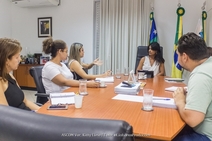 Kitty Lima discute cadastro social dos carroceiros