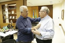 JB discute investimentos na construção civil com Sinduscon