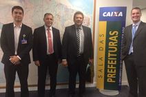 Em Brasília, prefeito solicita construção de 150 casas