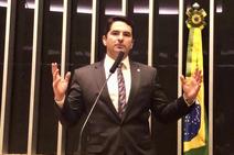 Gustinho Ribeiro: \"é hora de renovar o Brasil e suas leis\" 