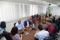 Prefeitura e IFS firmam parceria para oferecer transporte aos estudantes