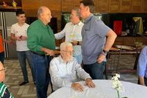 Gilton Garcia priva das companhias de Jair Bolsonaro e Davi Alcolumbre no DF