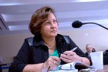 Caiado destaca PLS Maria de Carmo sobre servidores