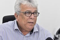 Almeida culpa prefeituras por falta de vaga para pacientes renais 